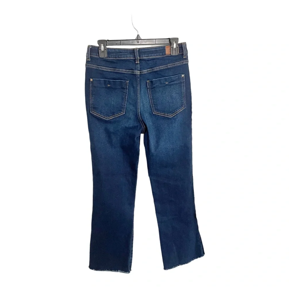 Zara Jeans Cropped Boot Cut Jean in Blue Size 6 Raw Hem Denim - Picture 2 of 4